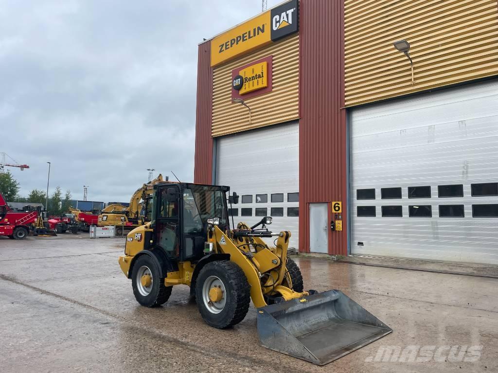 CAT 906 M ホイールローダー・タイヤショベル