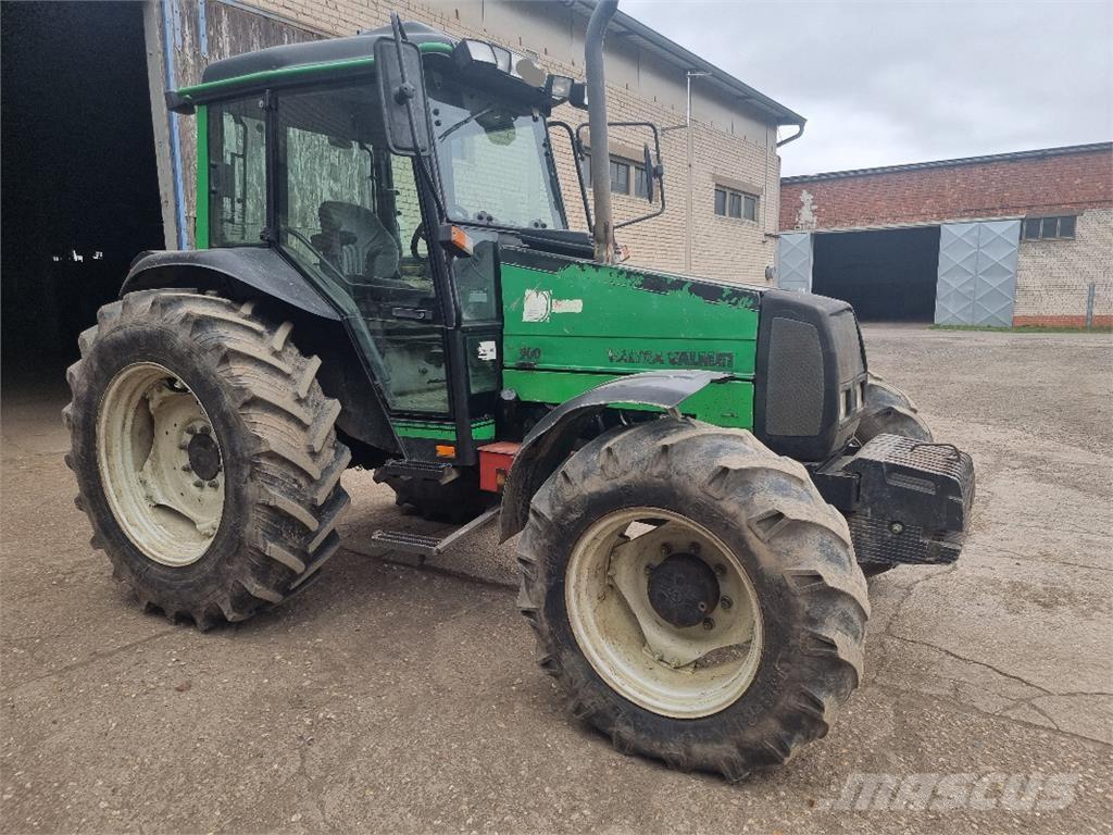 Valtra Valmet 900 トラクター