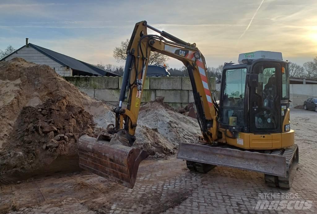 CAT 305 E CR ミニ油圧ショベル 7t以下（ミニユンボ・ミニディガー）