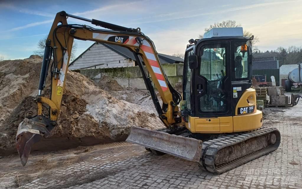 CAT 305 E CR ミニ油圧ショベル 7t以下（ミニユンボ・ミニディガー）
