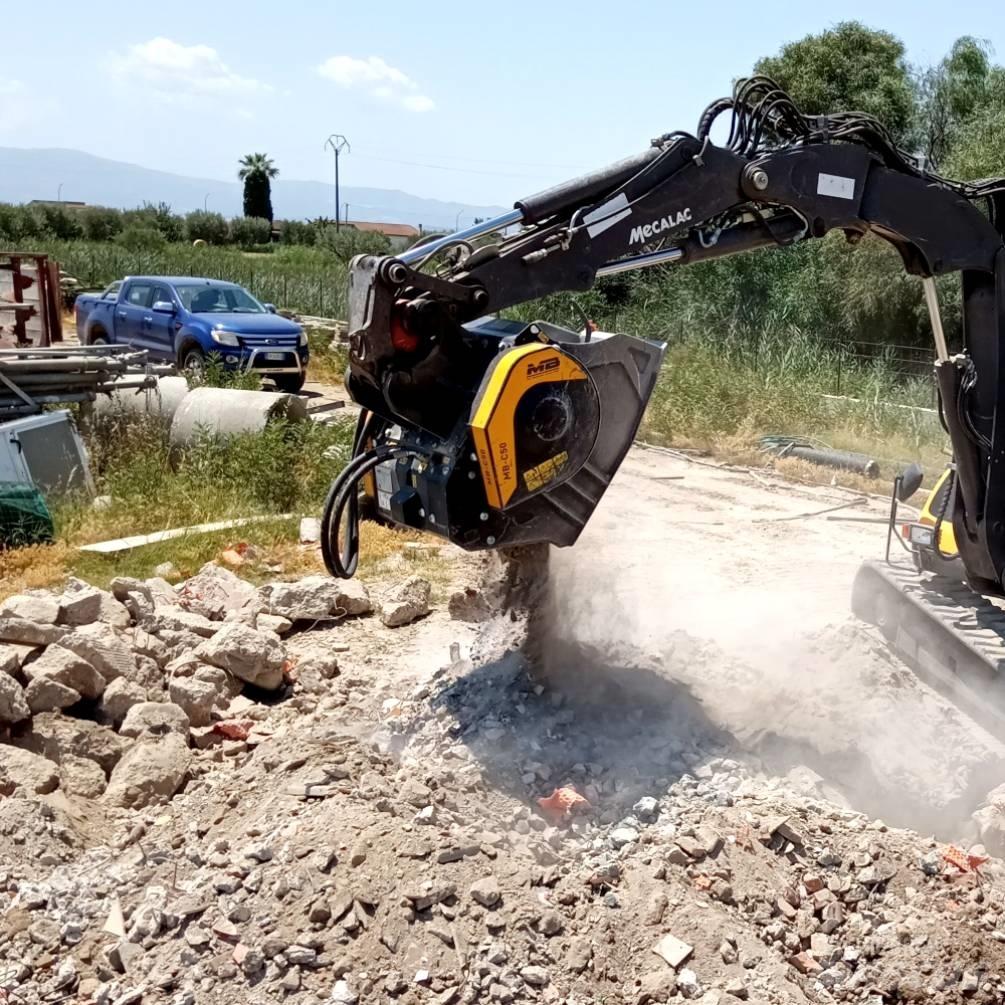 MB Crusher MB-C50 グランド整備機械-その他