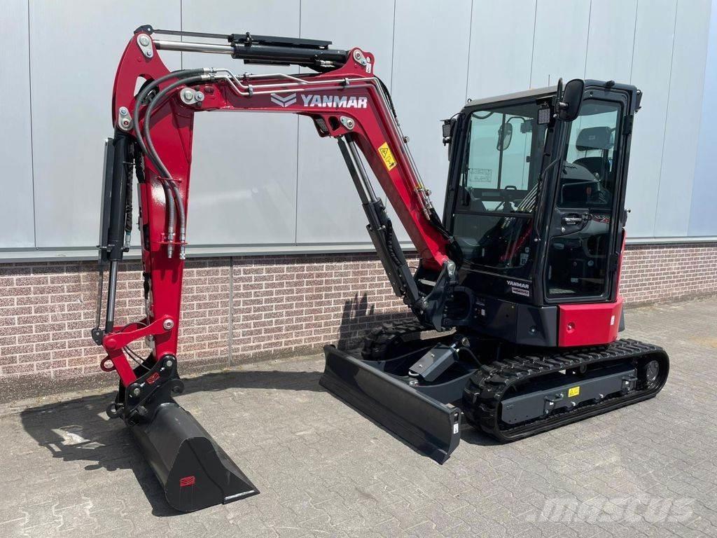 Yanmar VIO33-7 ミニ油圧ショベル 7t以下（ミニユンボ・ミニディガー）