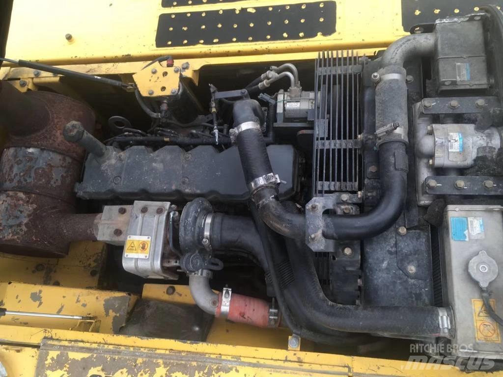 Komatsu pc220-8 大型油圧ショベル12t以上（パワーショベル・ユンボ）