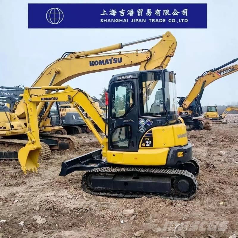 Komatsu PC 40 MR ミニ油圧ショベル 7t以下（ミニユンボ・ミニディガー）
