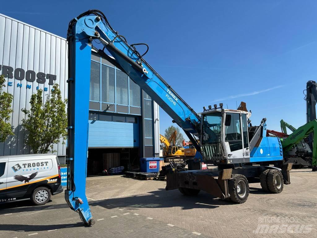 Fuchs MHL 335 廃棄物／工業産廃処理機
