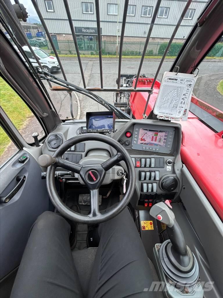 Manitou MRT 2550 テレスコーピックハンドラー