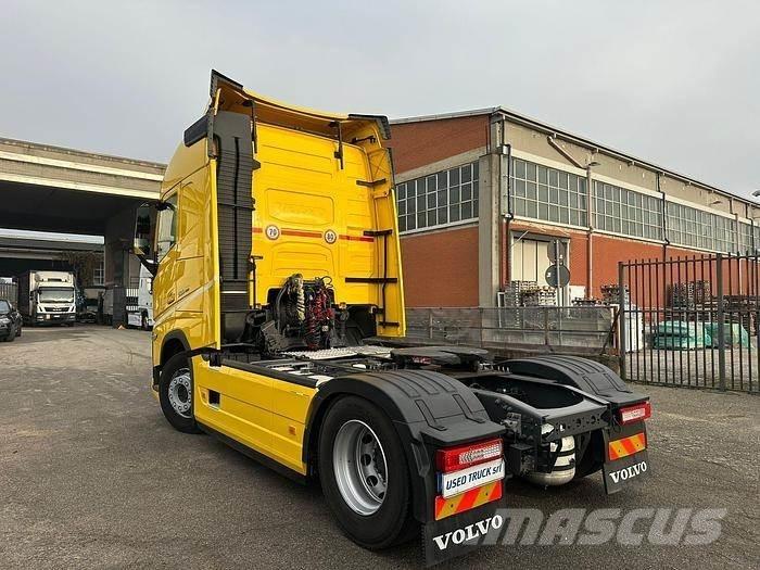 Volvo FH500 中古トラクターヘッド | トレーラーヘッド