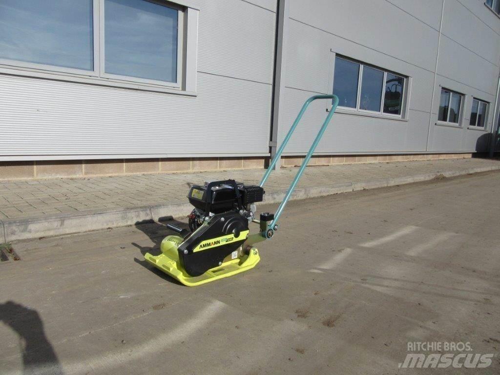 Ammann APF 1033 その他　ローラ　（マカダムローラ等）