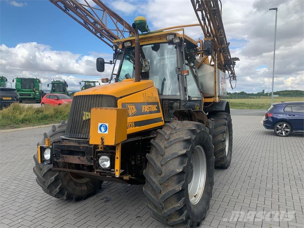 JCB 1135 FAST 自走式噴霧器