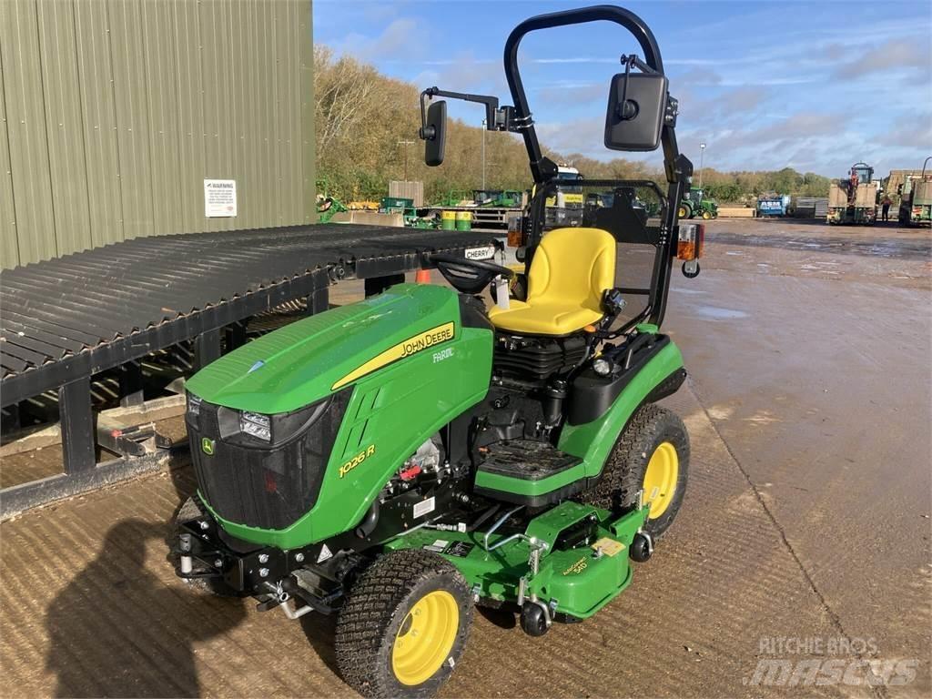 John Deere 1026R コンパクトトラクター
