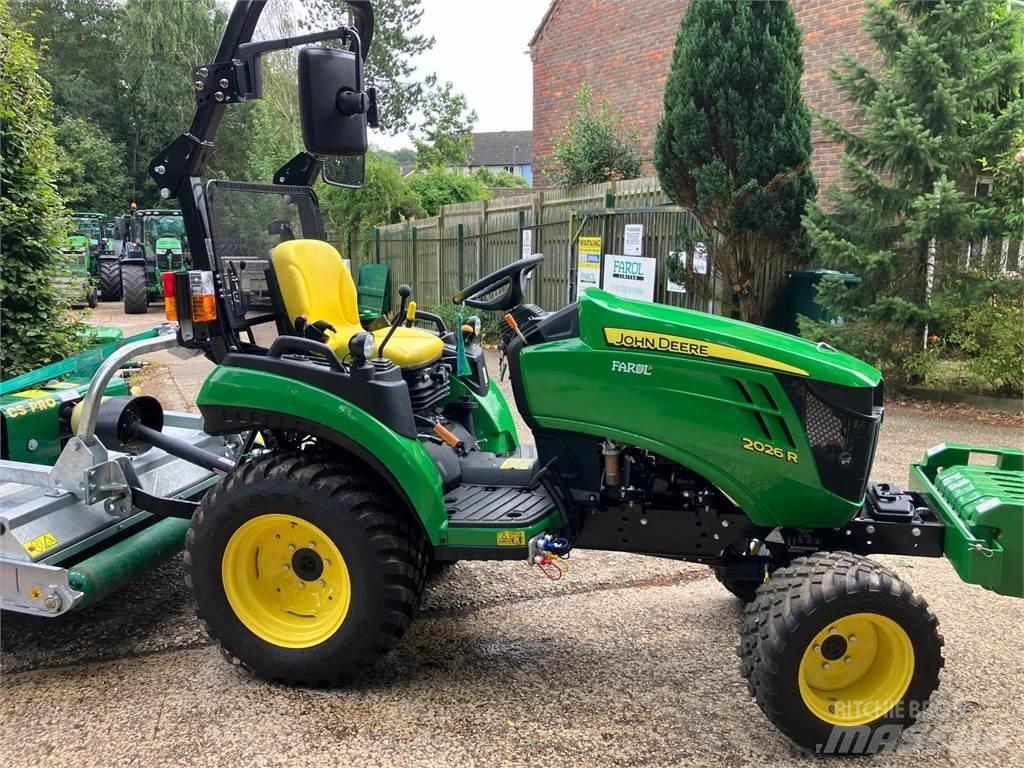 John Deere 2026R コンパクトトラクター