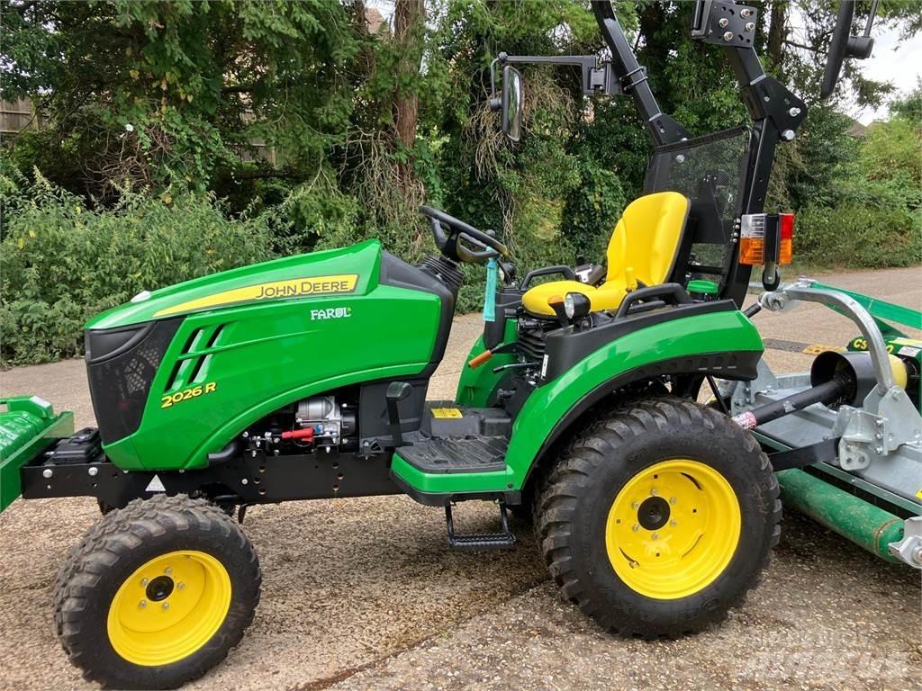John Deere 2026R コンパクトトラクター