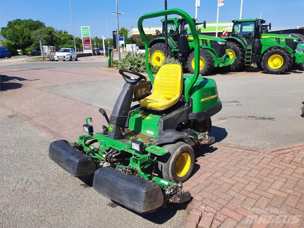 John Deere 2500EH 歩行型芝刈り機