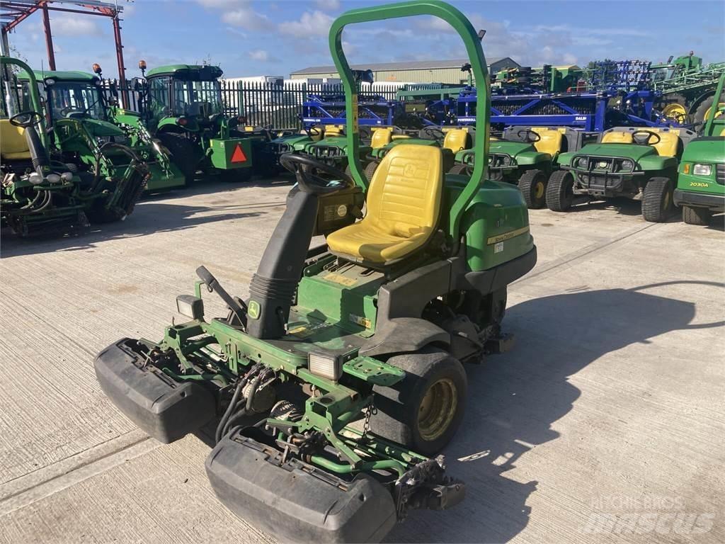 John Deere 2500EH 歩行型芝刈り機