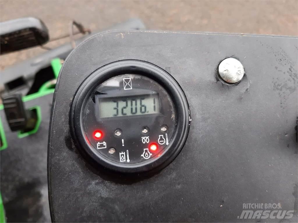 John Deere 2500EH 歩行型芝刈り機