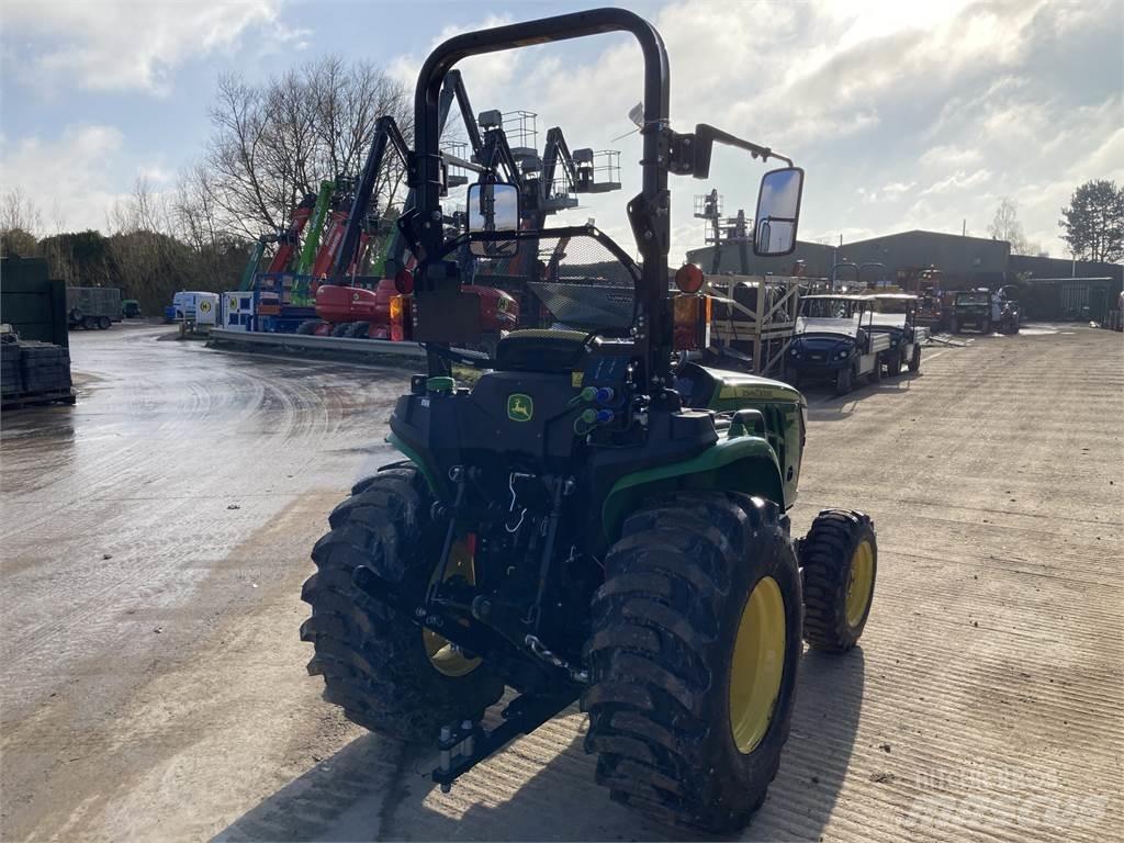 John Deere 3025E コンパクトトラクター