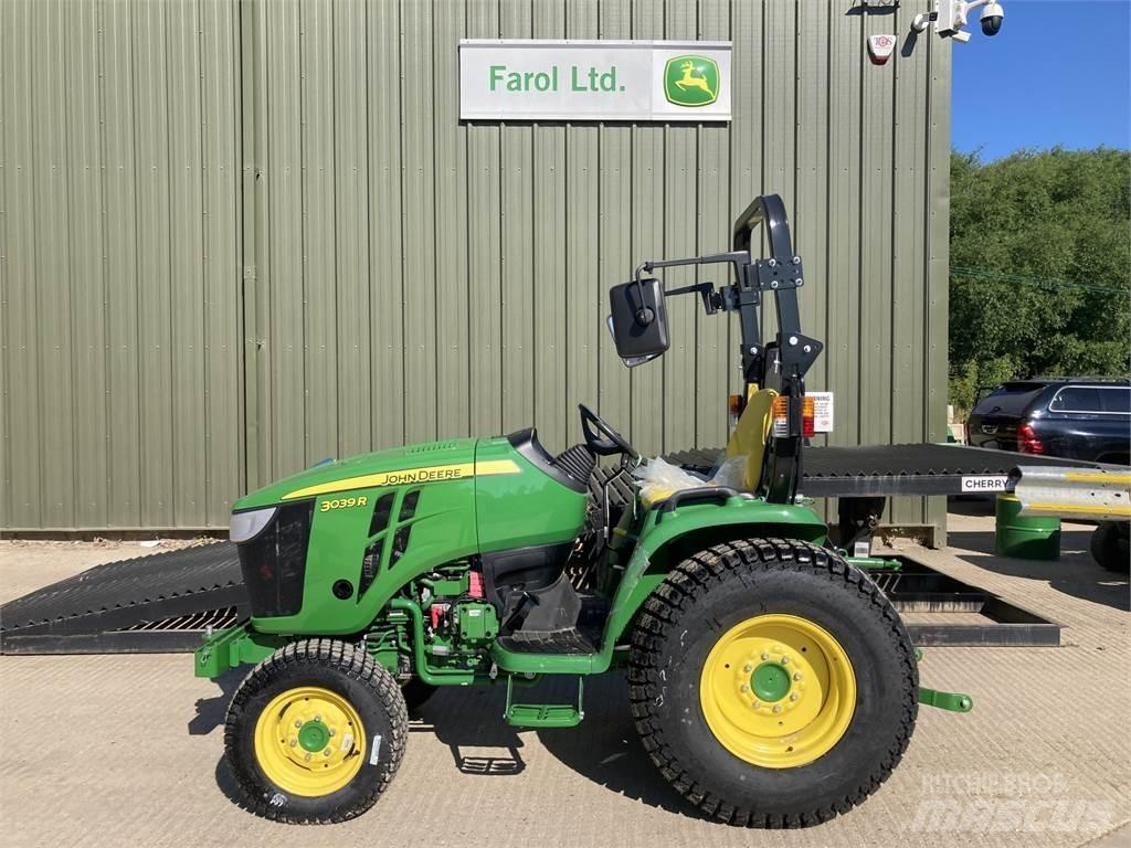 John Deere 3039R コンパクトトラクター