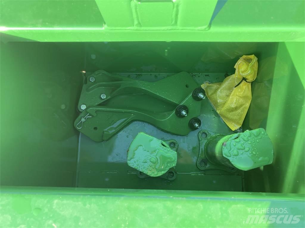 John Deere 320R コンパクトトラクター