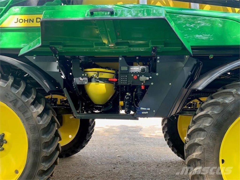John Deere 340M 自走式噴霧器