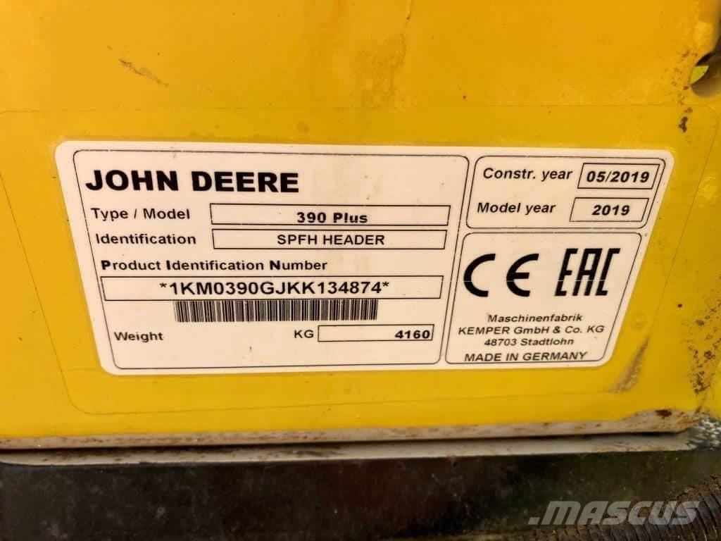 John Deere 390 Plus 自走式フォレージハーベスター