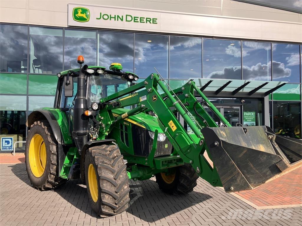 John Deere 6110M トラクター