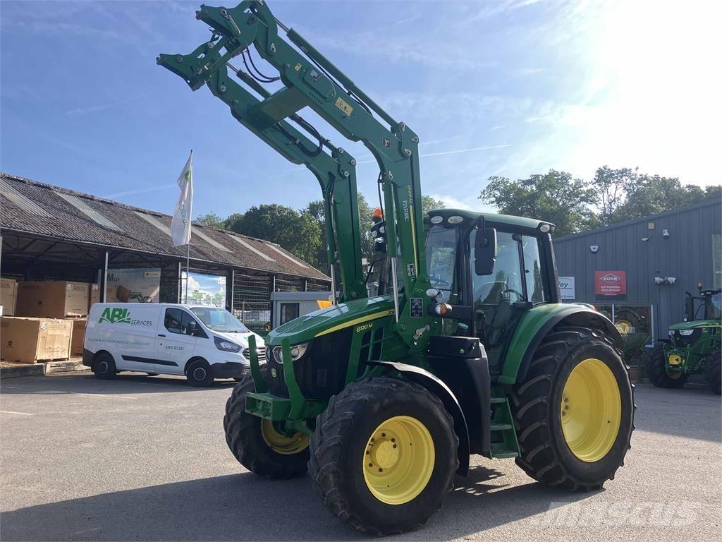 John Deere 6120M トラクター