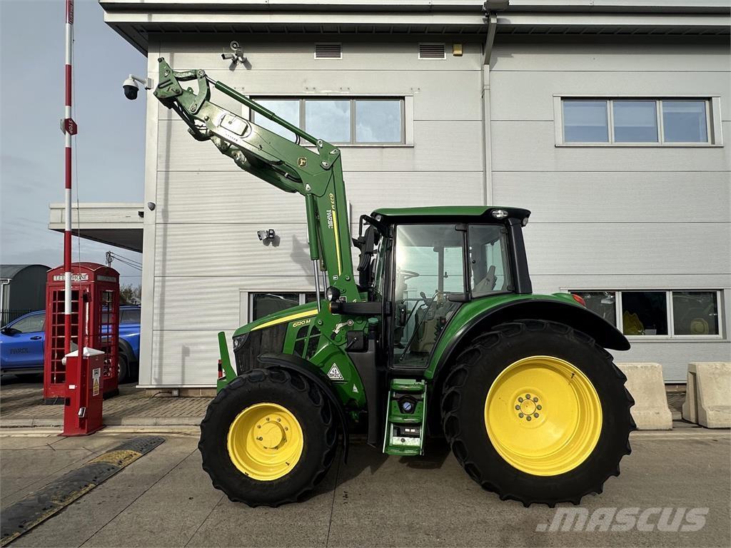 John Deere 6120M トラクター