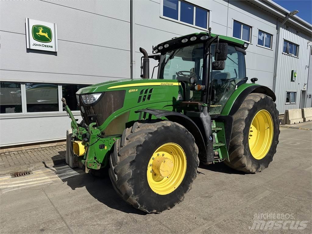 John Deere 6155R トラクター