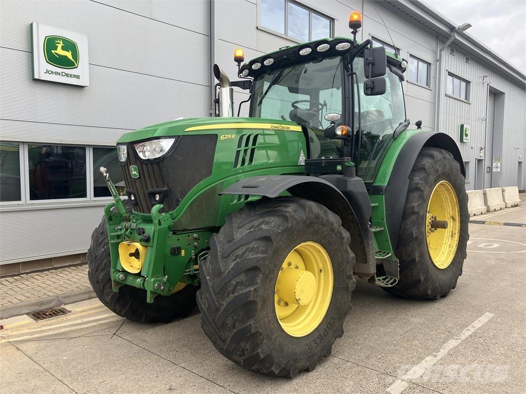 John Deere 6215R トラクター
