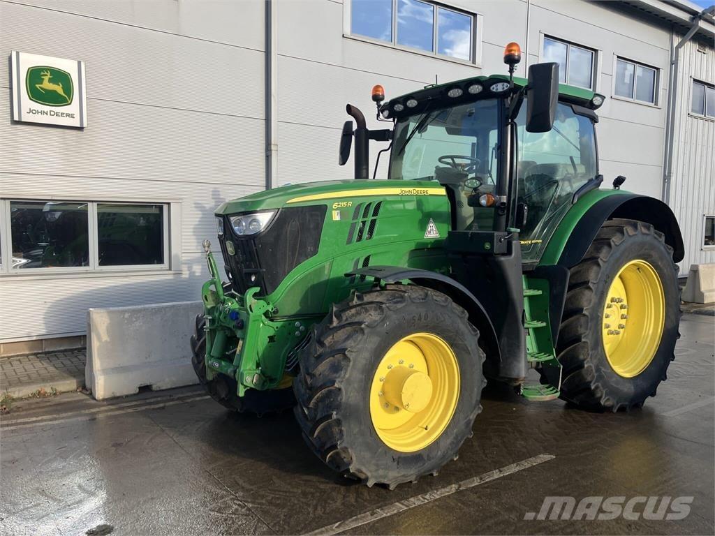John Deere 6215R トラクター
