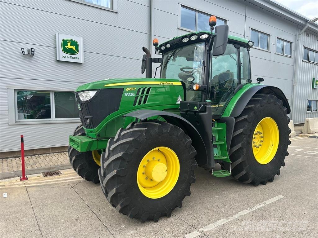 John Deere 6215R トラクター