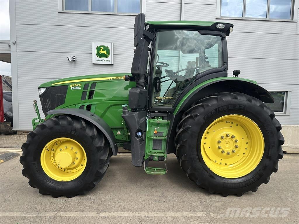 John Deere 6250R トラクター