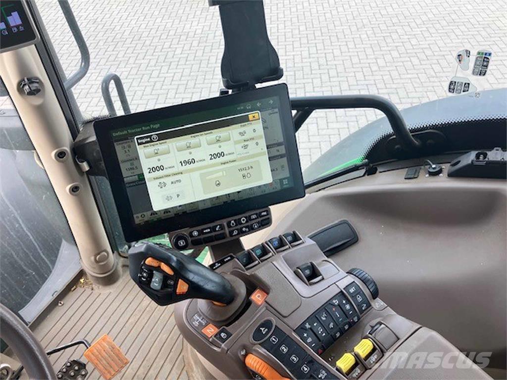 John Deere 6R 155 トラクター
