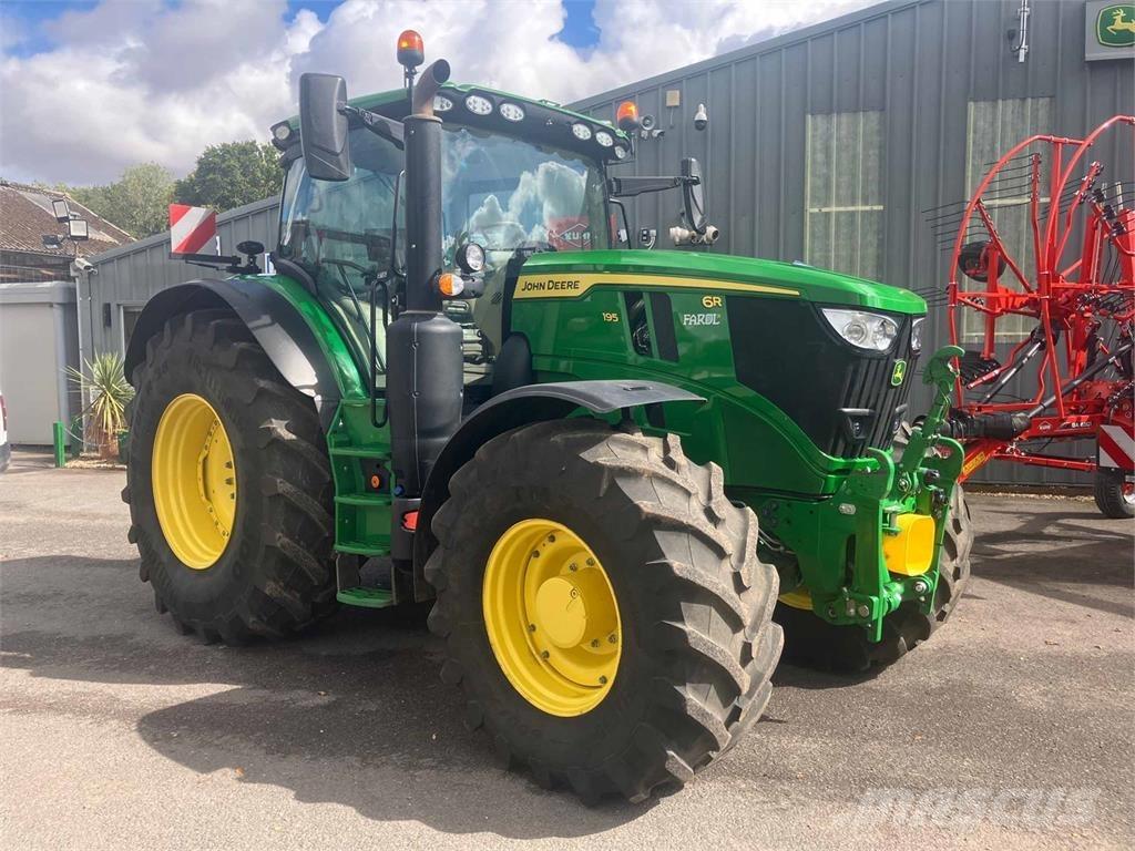 John Deere 6R 195 トラクター