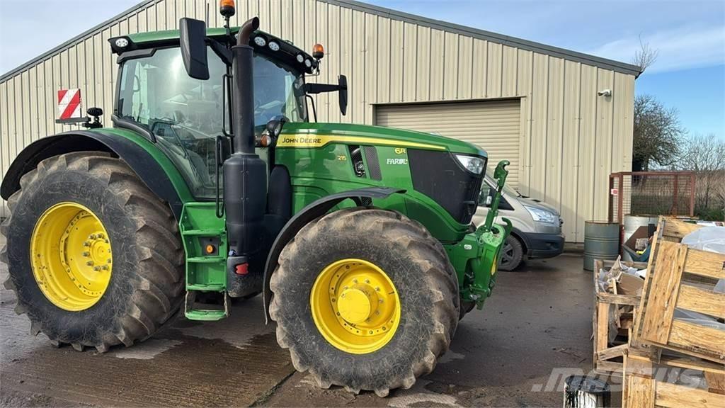 John Deere 6R 215 トラクター