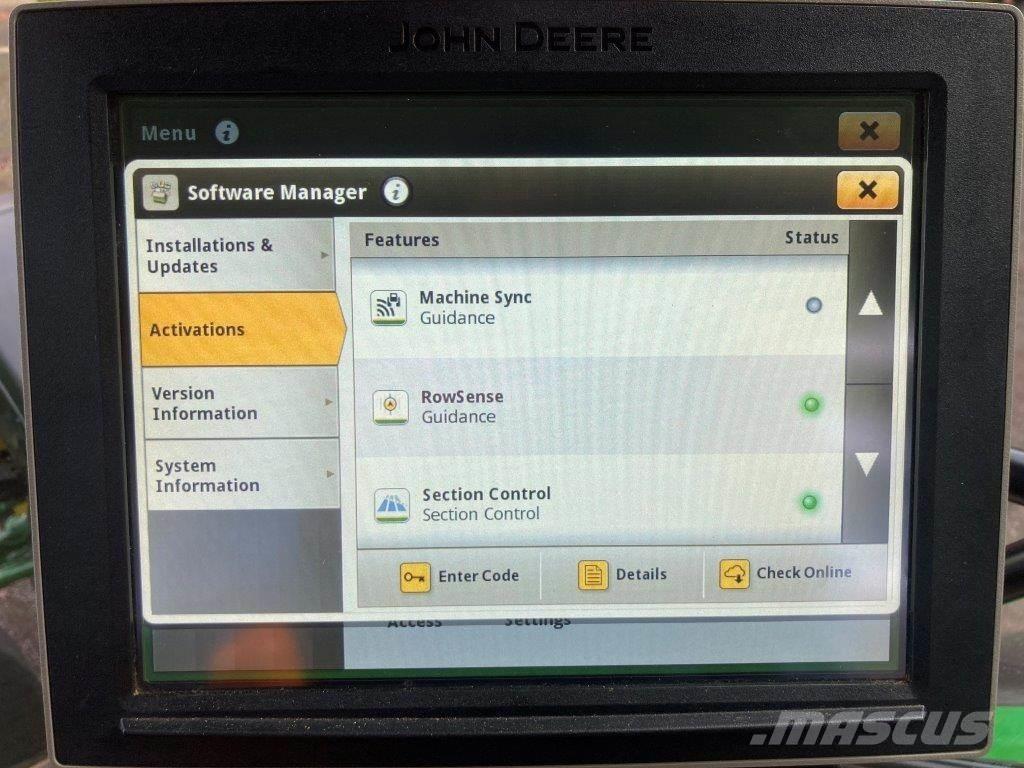 John Deere 6R 215 トラクター