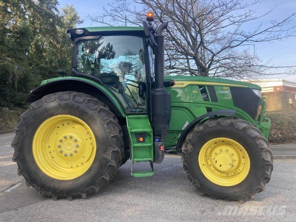 John Deere 6R 215 トラクター