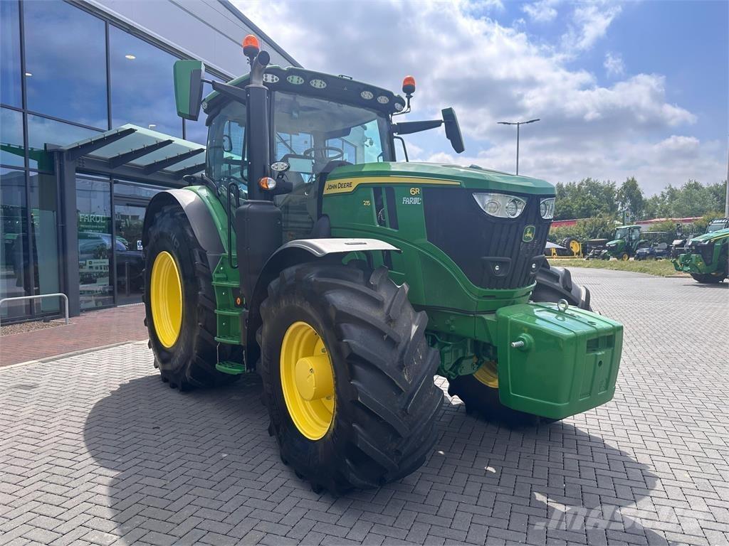 John Deere 6R 215 トラクター