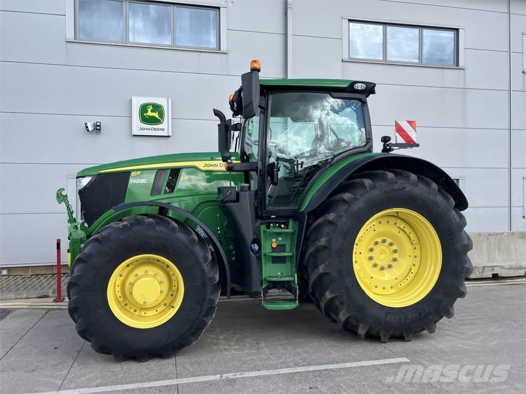 John Deere 6R 215 トラクター