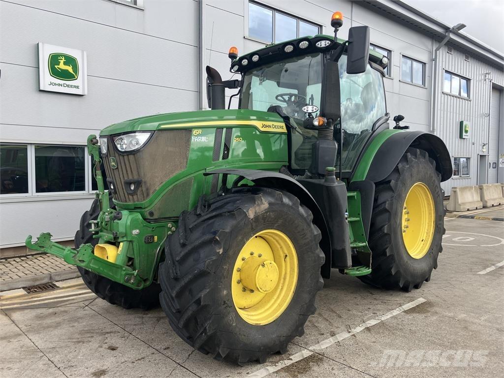 John Deere 6R 250 トラクター