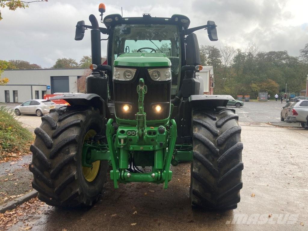 John Deere 6R 250 トラクター
