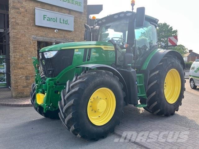 John Deere 6R 250 トラクター