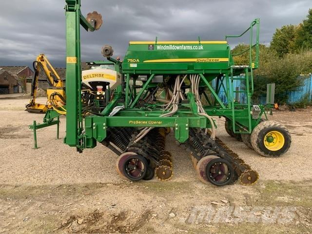 John Deere 750A ドリル