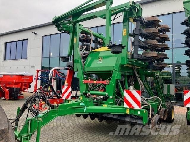 John Deere 750A ドリル