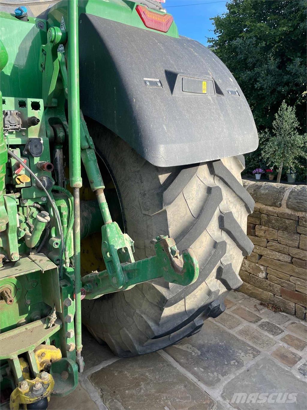John Deere 7R 330 トラクター