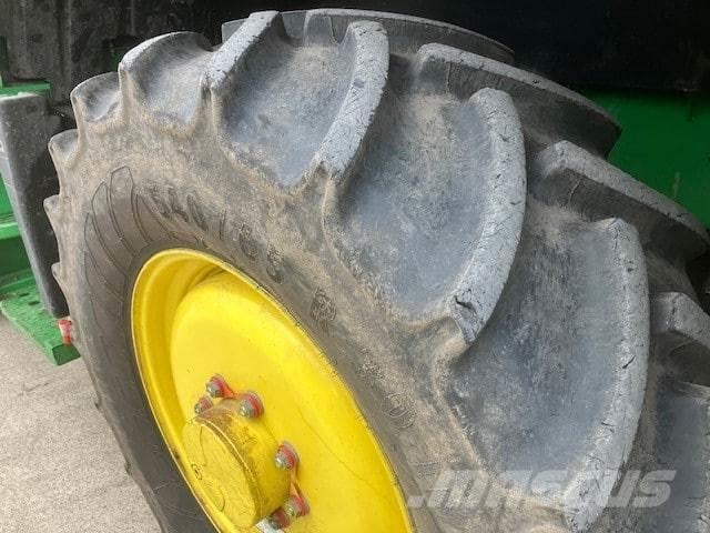 John Deere 8500i 自走式フォレージハーベスター