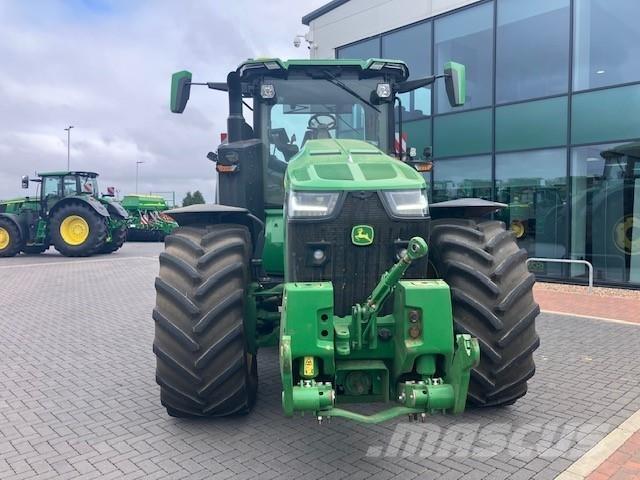 John Deere 8R 370 トラクター