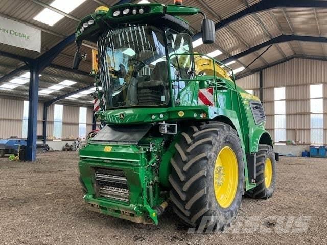 John Deere 9600 自走式フォレージハーベスター