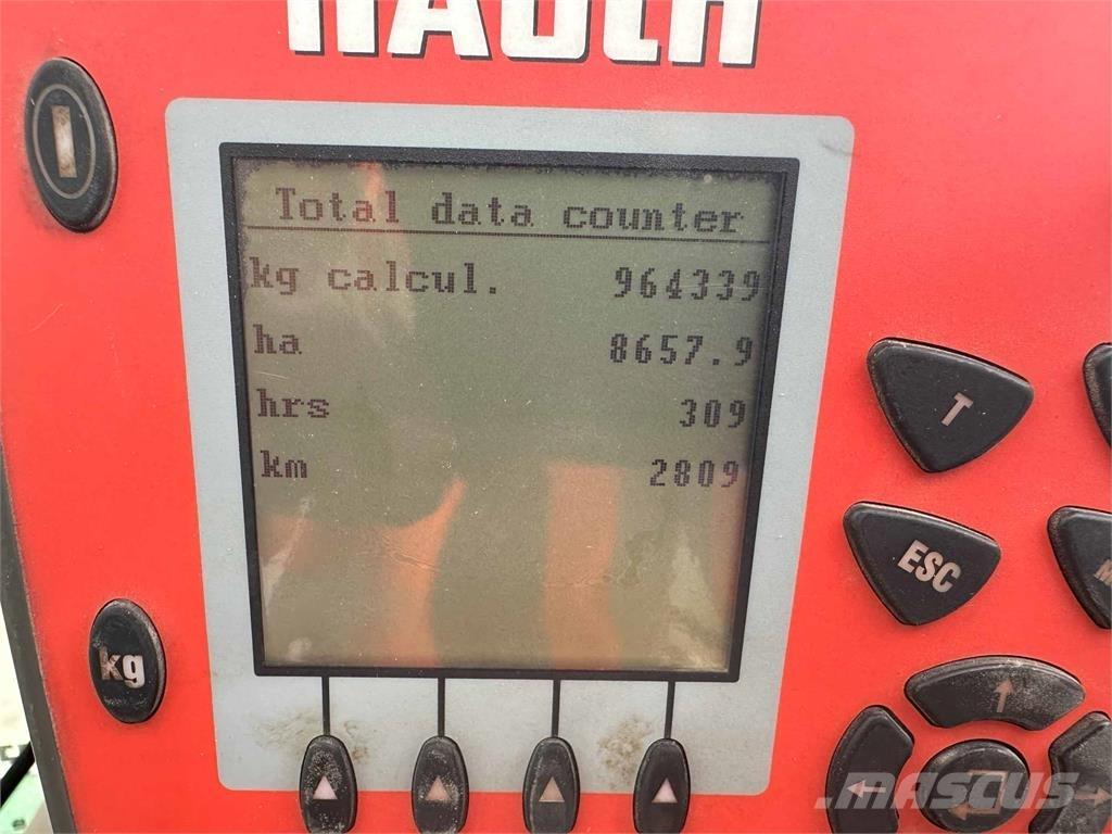 John Deere Axis 40.1W ブームスプレイヤー