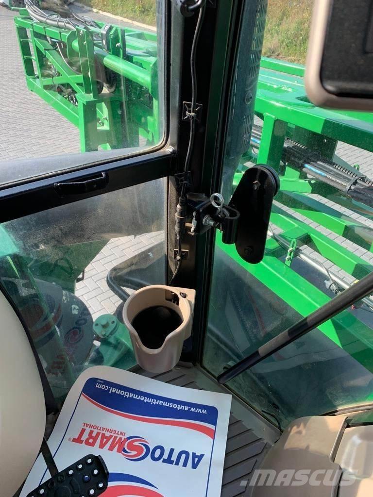 John Deere R4040i 自走式噴霧器